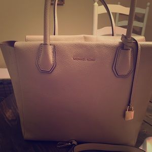 Michael Kors Nude color handbag!